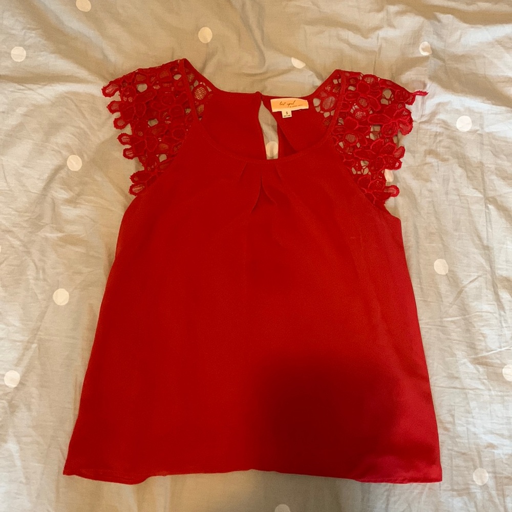 Last April by Naked Zebra Red Top Size Small